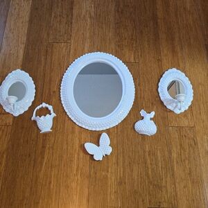 Elegant White Wall Mirror Set